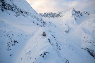 Taken from helicopter about 600ft out from the lookout.