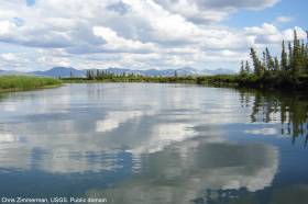 Scenic view of the Fish River on Seward Peninsula, Alaska. Chris Zimmerman, USGS. Public domain