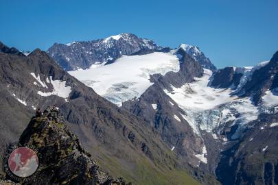 Glacier G214282E60871N (left) and Glacier G214291E60861N (right). August 2021