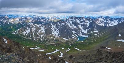 View from the summit of The Ramp looking down on Hidden Lake. Photo by Matthew Nelson.